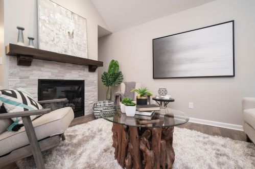 919 Essex Cir, Kalamazoo MI 49008-2349 exterior