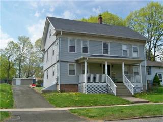 33 Elm St, Wallingford, CT 06492-4703