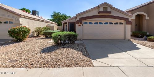 4609 Charleston Ave, Phoenix AZ  85032-9547 exterior