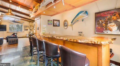 4512 Dolphin Ln, Alexandria VA 22309-3110 exterior