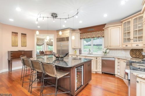 3 Park Rdg Ct, Chester NJ 07930-3016 exterior