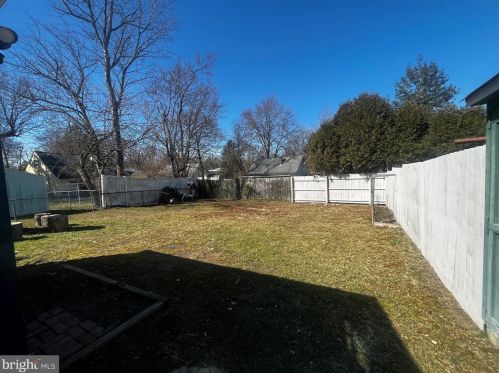 103 Beacon Ave, Trenton NJ 08618-1911 exterior