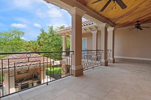 3291 11 Ave, Naples FL 34117-4130 exterior