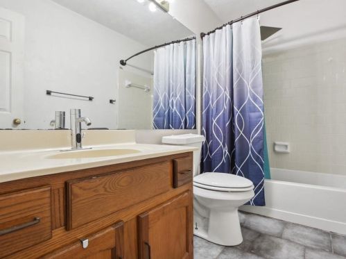 4023 Hancock Cir, Atlanta GA  30340-4281 exterior