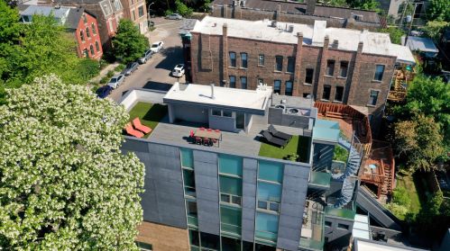 1257 Wolcott Ave, Chicago IL 60622-3675 exterior