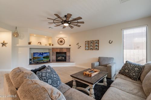 26808 64th Ln, Phoenix AZ  85083-6588 exterior