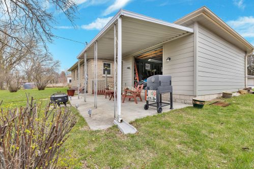 4406 Van Beck Ave, Milwaukee WI 53207-4458 exterior