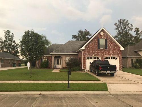203 Liza Ct, Laplace, LA 70068-7615