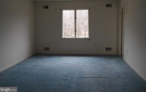 2312 Parallel Ln, Silver Spring MD 20904-5450 exterior