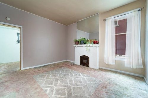 5420 Avondale Pl, Pittsburgh PA 15206-1402 exterior