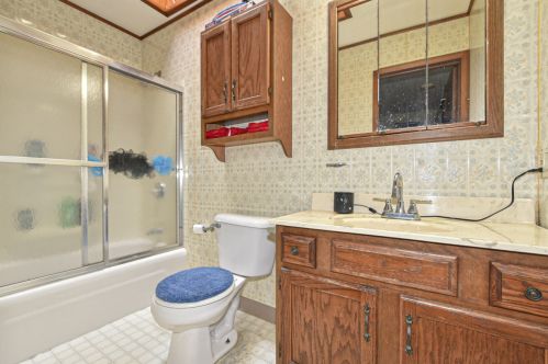 1754 65, Milwaukee WI 53214-3249 exterior