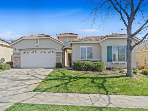 4709 Monte Mar Dr, Folsom, CA 95762-5022