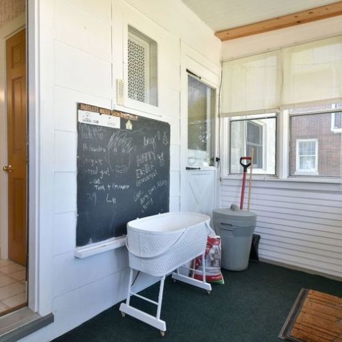 124 Kenmore Ave, Elmhurst IL 60126-3516 exterior