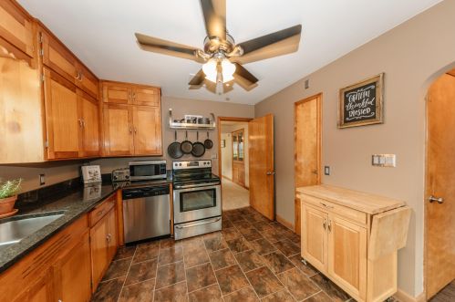 1322 89, Milwaukee WI 53214-2826 exterior