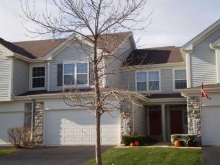 2323 Georgetown Cir, Aurora IL  60503-6718 exterior