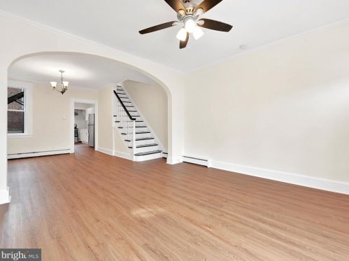 27 New Dorwart St, Lancaster PA 17603-5220 exterior