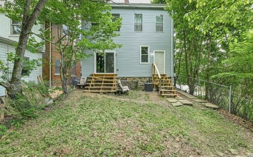 2401 Osgood St, Pittsburgh PA  15214-3326 exterior