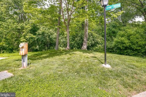 11782 Carriage House Dr, Silver Spring MD 20904-2267 exterior