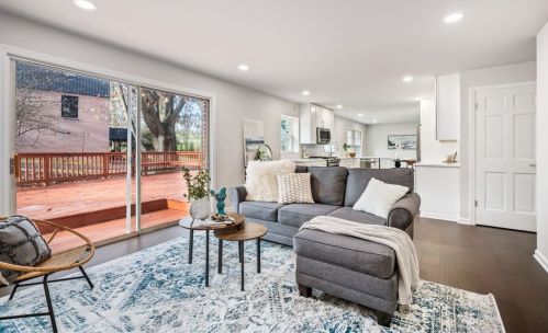 2312 Mill Grove Rd, Pittsburgh PA 15241-2726 exterior