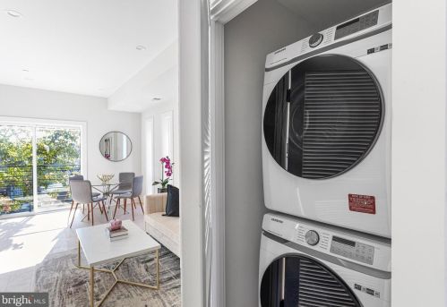 1910 Benning Rd, Washington DC 20002-4724 exterior