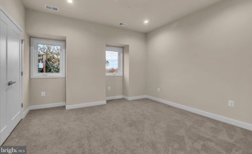 5821 Field Pl, Washington DC exterior