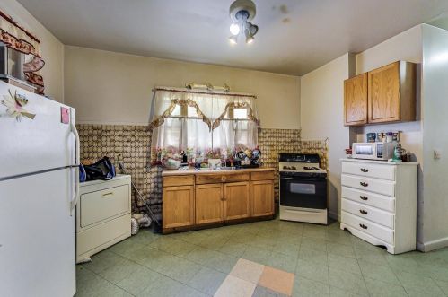 1817 Lawndale Ave, Chicago IL  60647-8350 exterior