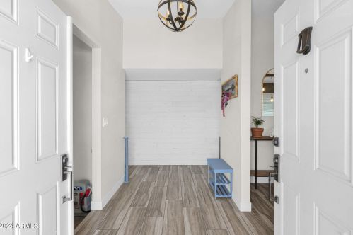 1308 Shawnee Dr, Chandler AZ 85224-2309 exterior