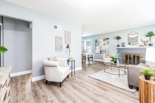 534 Essex Ave, Saint Louis MO 63122-3043 exterior