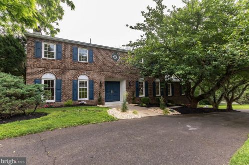 1905 Heritage Rd, Huntingdon Valley PA  19006-7813 exterior