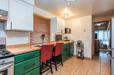 1420 Jenkinson Ct, Waukegan IL 60085-4625 exterior