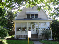 24 Lexington St, Newton, MA 02465-1053