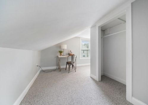 20 Un St, Taunton MA 02780-3313 exterior