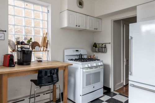 2219 Wightman St, Pittsburgh PA  15217-2065 exterior