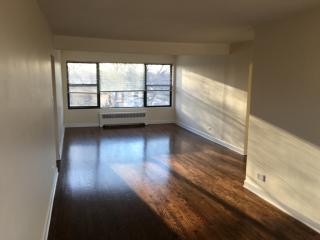 5559 California Ave, Chicago IL  60625-3269 exterior