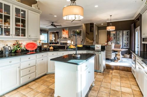 4849 Northshore Dr, Frisco TX 75034-7568 exterior