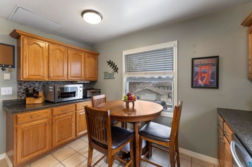 2928 Superior St, Duluth MN 55812-2325 exterior