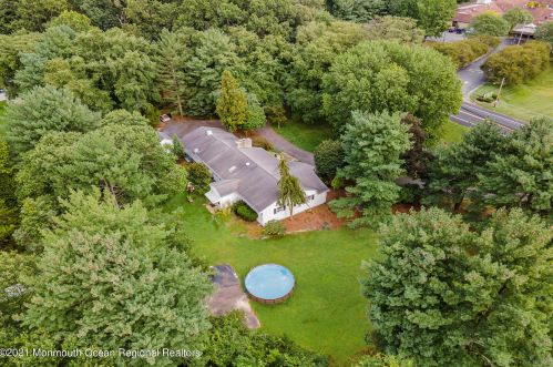 176 Bartley Rd, Jackson Twp NJ  08527-1240 exterior