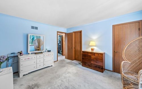 1077 Cedar Crst Dr, Bull Valley IL 60014-6935 exterior