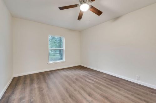 431 Texas St, Denison TX 75020-6137 exterior