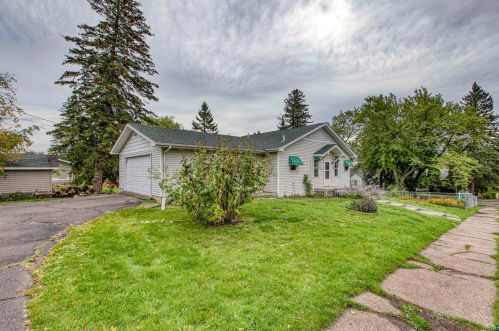 4201 Gladstone St, Duluth MN 55804-2320 exterior