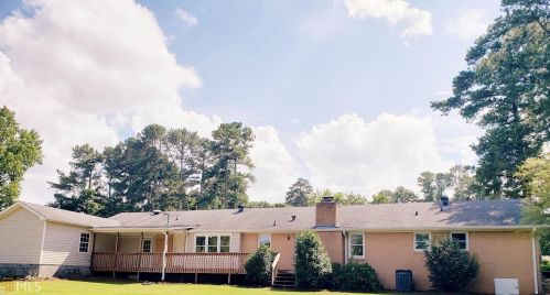 2294 Amber Wood Dr, Lithonia GA 30078-2601 exterior