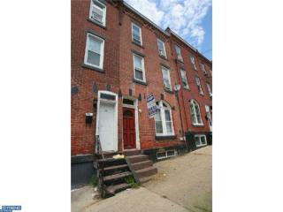 121 Ripka St, Philadelphia PA  19127-1906 exterior