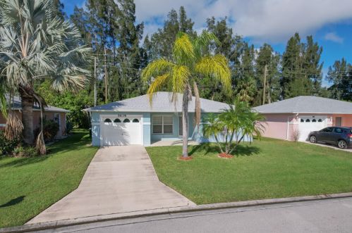 5638 Travelers Way, Fort Pierce FL  34982-3989 exterior