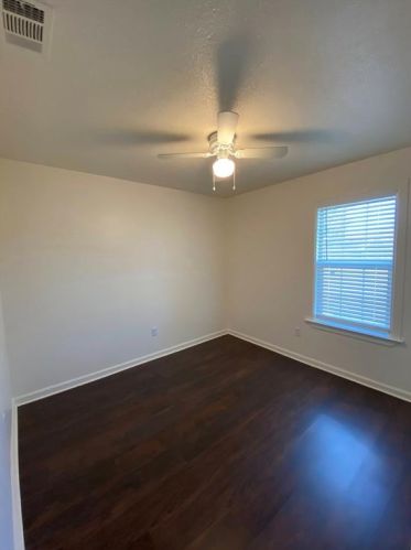 9724 Faircloud Dr, Dallas TX  75217-2729 exterior