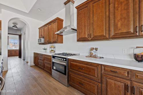 36648 27th Ave, Phoenix AZ 85086-8747 exterior