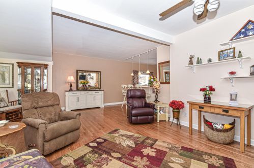 3825 84, Milwaukee WI 53228-1705 exterior