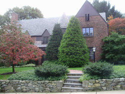 363 Highland St, Newton, MA 02465-2705