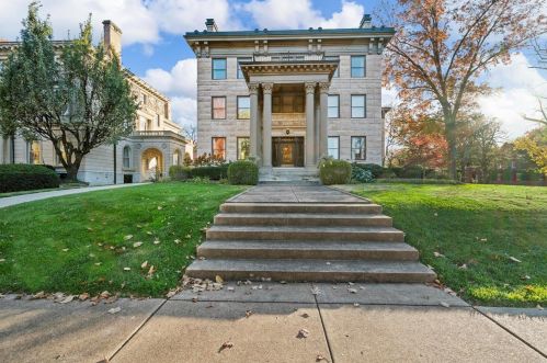 36 Portland Pl, Saint Louis MO 63108-1242 exterior