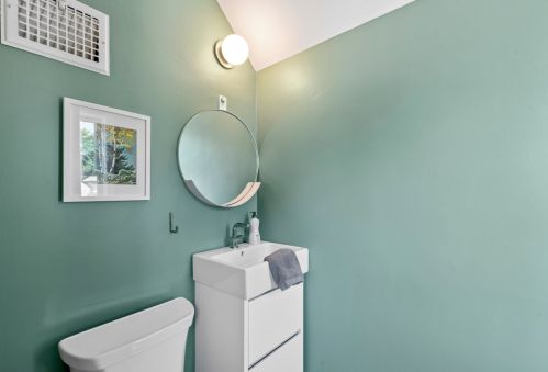 2950 70, Milwaukee WI 53210-1226 exterior