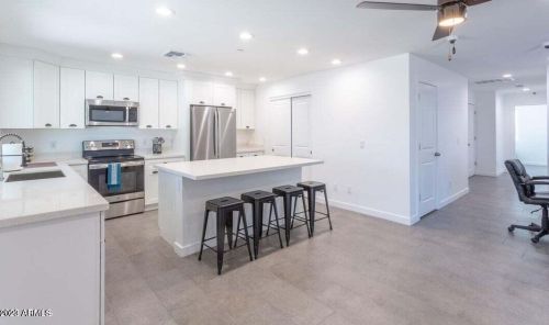 3128 Desert Cove Ave, Phoenix AZ  85029-4203 exterior